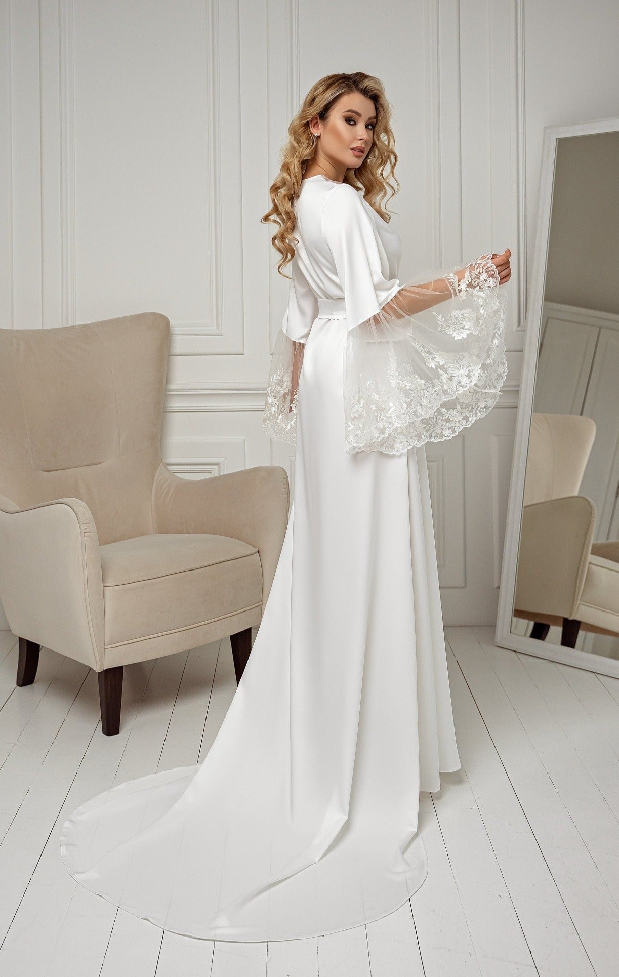 Bridal robe with lace neckline and ...
